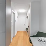 Appartement Brand New Modern - Workspace Balcony & Parking Bratislava