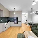Appartement Brand New Modern - Workspace Balcony & Parking *