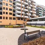 Apartmán Brand New Modern - Workspace Balcony & Parking Bratislava