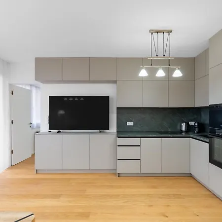 Brand New Modern - Workspace Balcony & Parking Apartment Bratislava