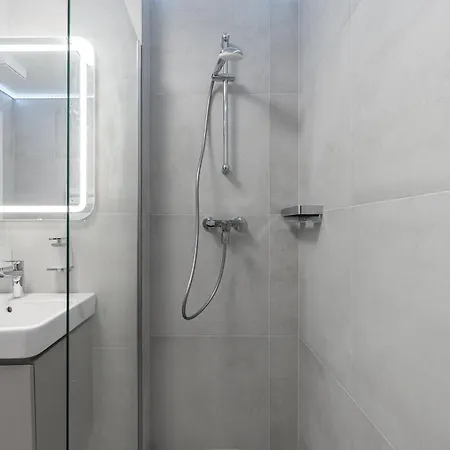 Apartmán Brand New Modern - Workspace Balcony & Parking Bratislava