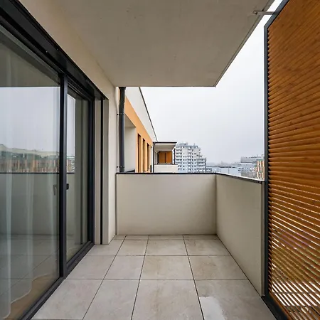 Apartment Brand New Modern - Workspace Balcony & Parking Bratislava