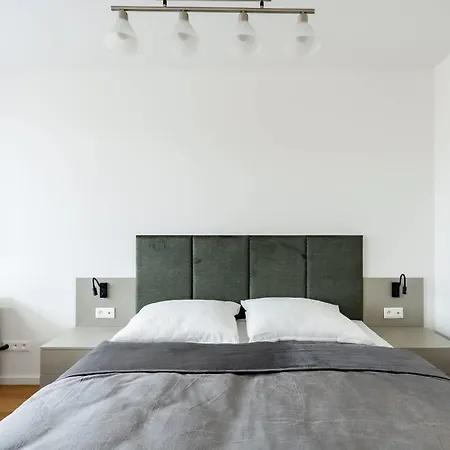 Brand New Modern - Workspace Balcony & Parking *