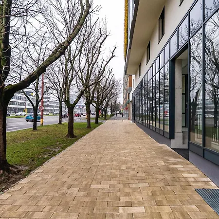 Brand New Modern - Workspace Balcony & Parking Lejlighed *