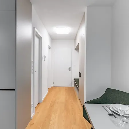 Lejlighed Brand New Modern - Workspace Balcony & Parking Bratislava