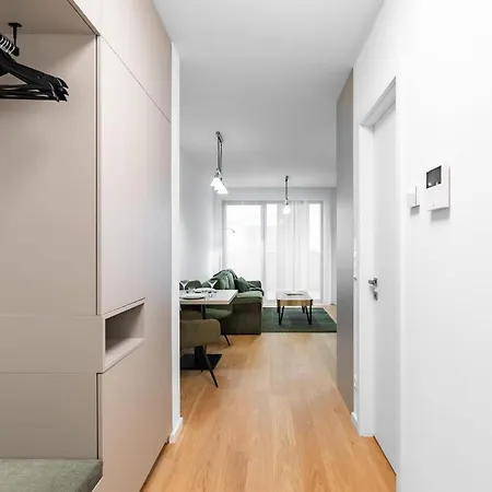 Brand New Modern - Workspace Balcony & Parking Lejlighed