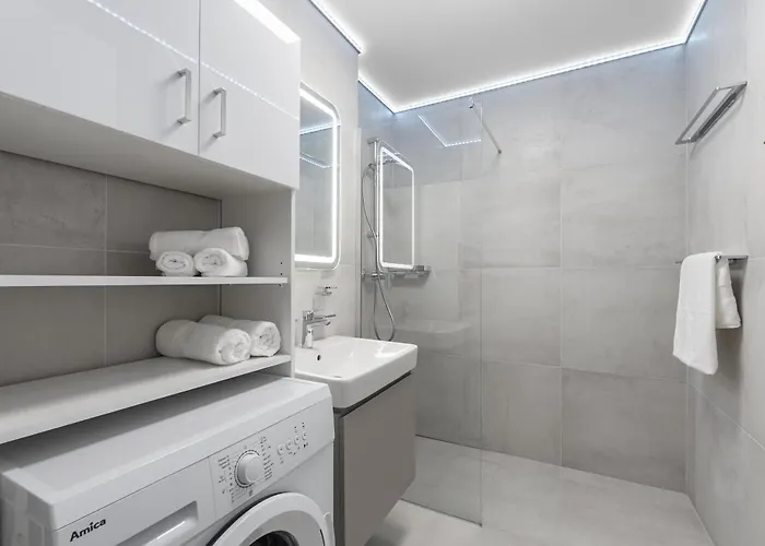 Brand New Modern - Workspace Balcony & Parking * Bratislava