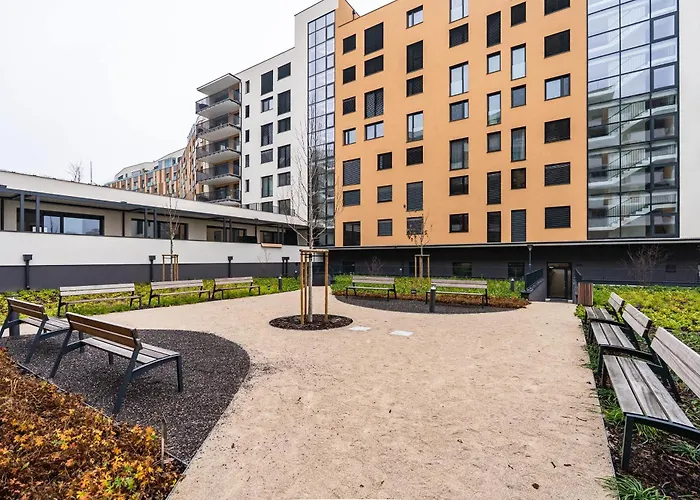 Apartament Brand New Modern - Workspace Balcony & Parking Bratysława